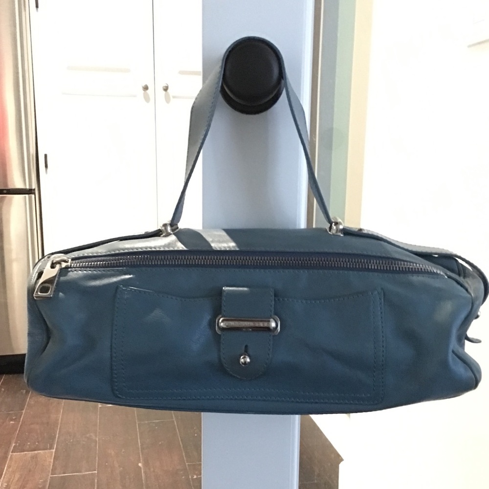 Marc Jacobs Leather Bag (color: blue)